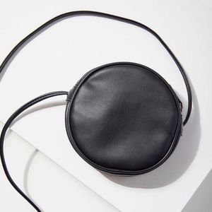 NEW Urban Outfitters Lydia Circle Crossbody Bag